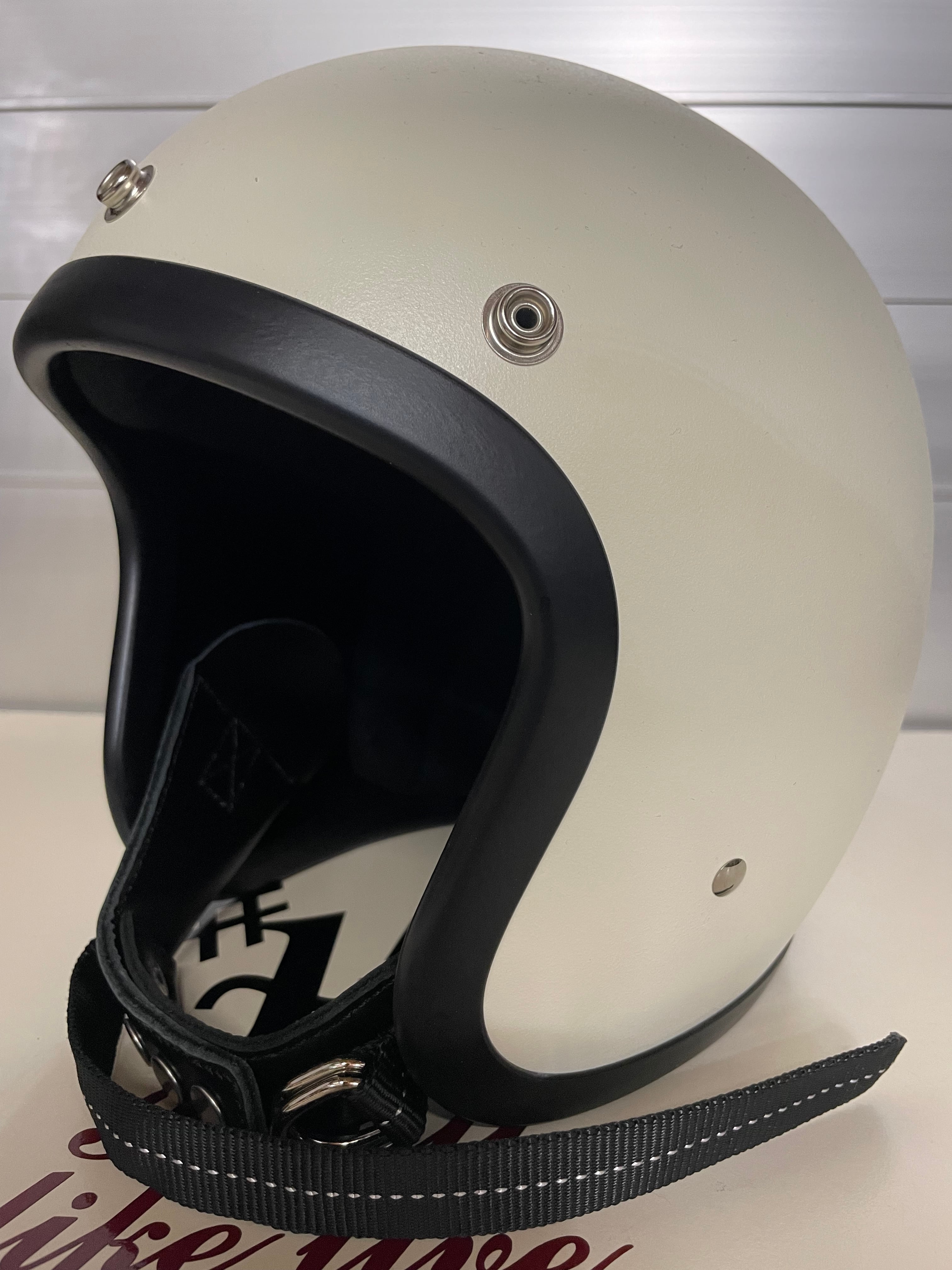 オーシャンビートル□ BEETLE L.A.C ジェットヘルメット アイボリー 