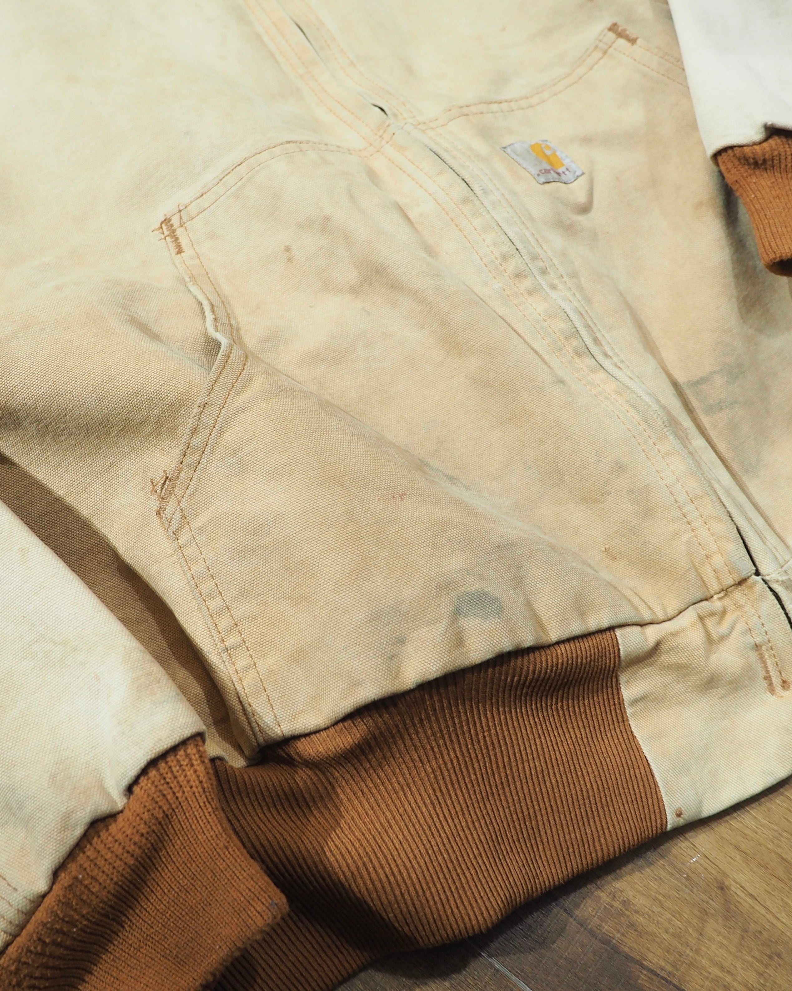 " Carhartt - 襤褸 " Beautiful Fade × Special Aging vintage Active jacket