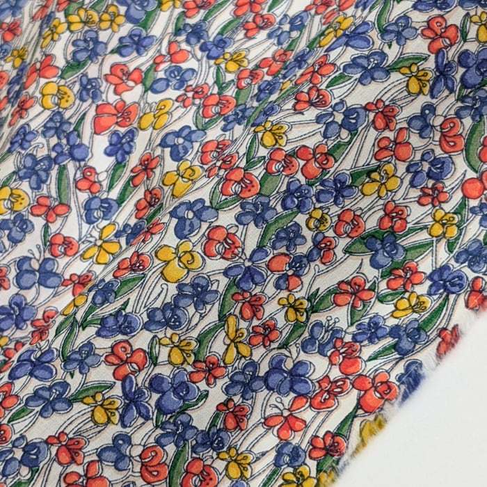 ◆輸入 リバティ LIBERTY タナローン Jennie and Steve ジェニー・アンド・スティーブ ブルー/レッド/イエロー 約130×50cm