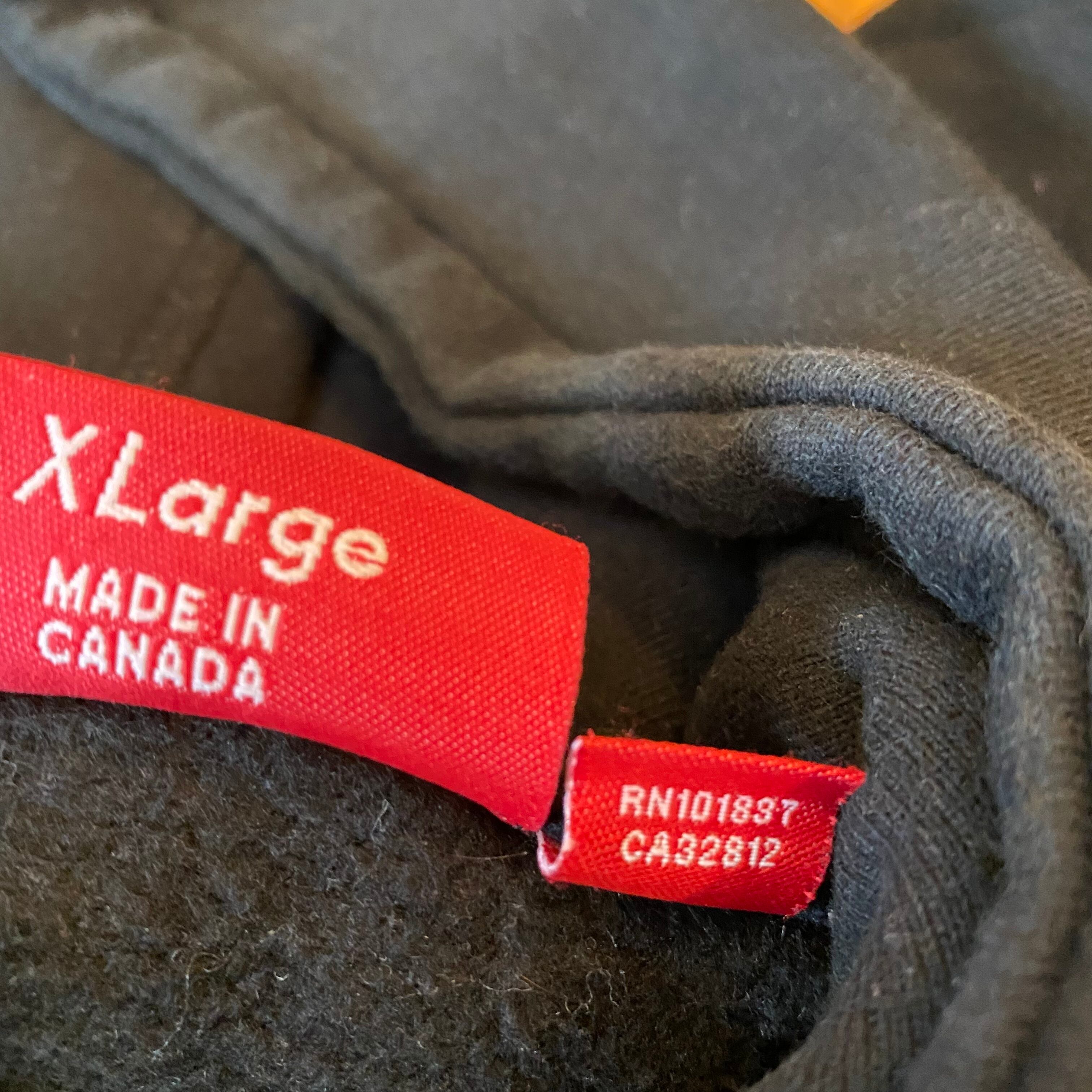 supreme シニールワッペン リバース パーカ 黒 XL | bigpink1919 supreme シニールワッペン リバース パーカ 黒 XL | bigpink1919