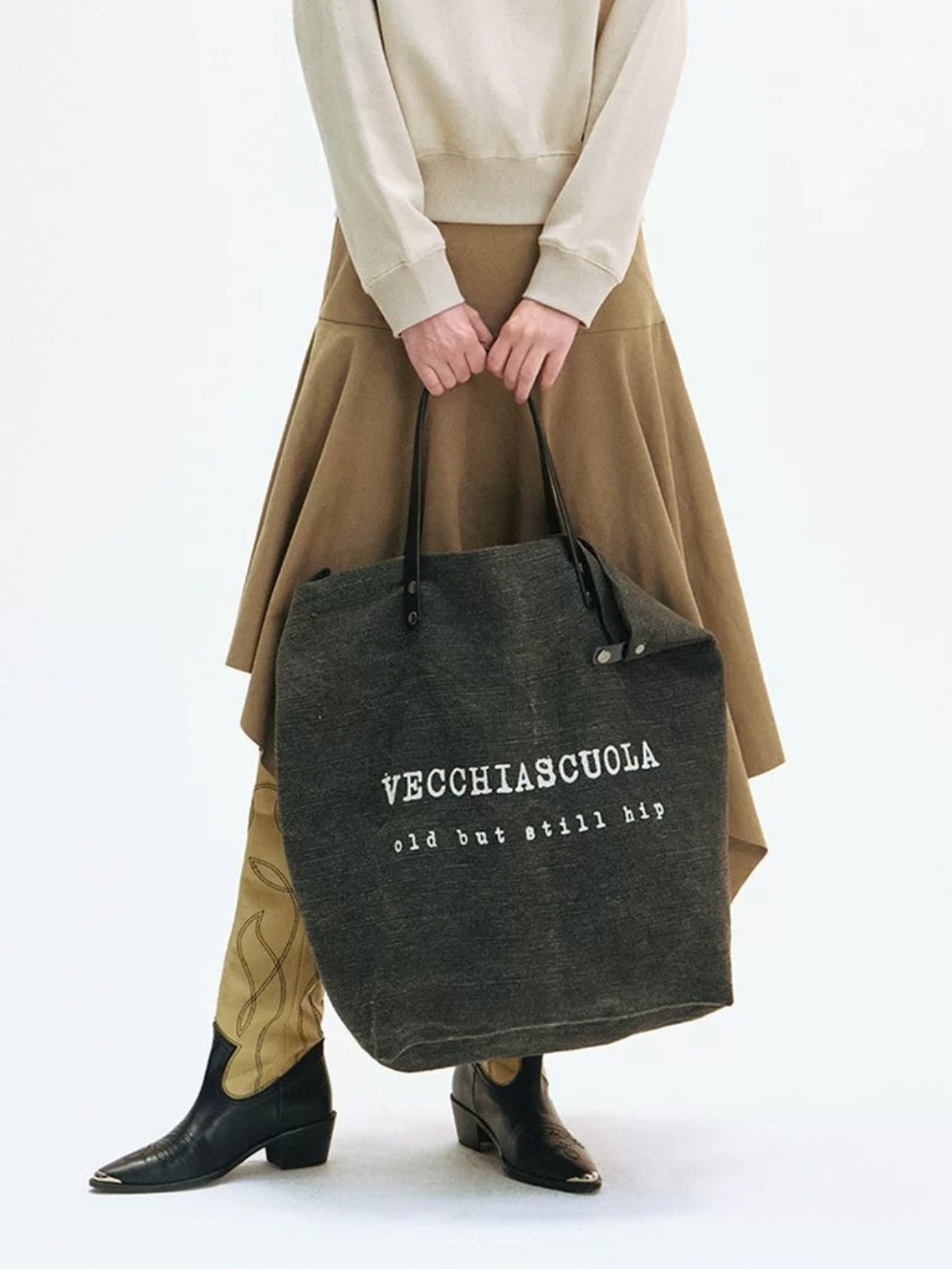 Marché Leather Handle Jute Tote F0871