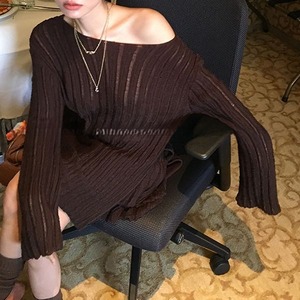 【Set-up】One-shoulder Tops & Mini Skirt 501638