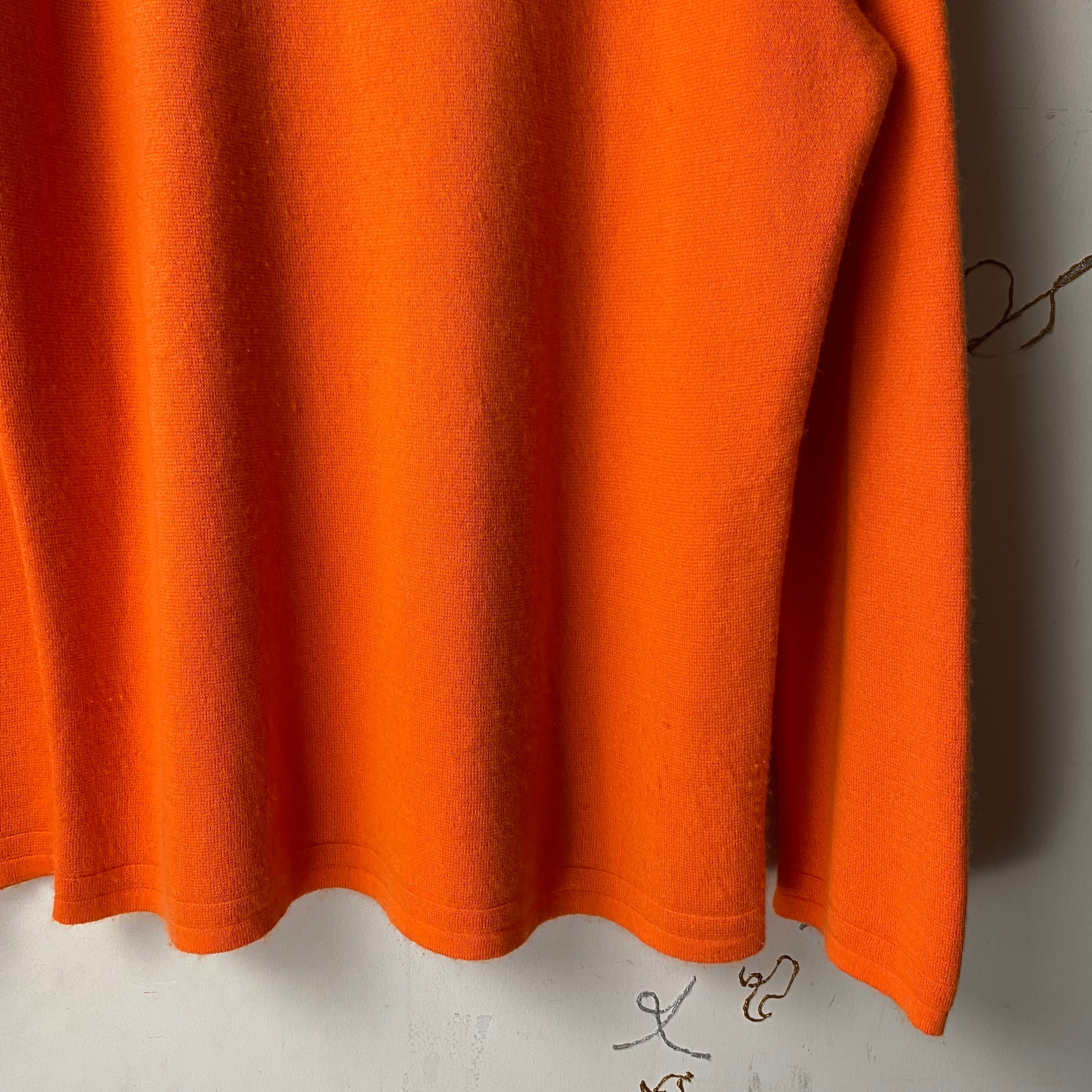 HERMES orange color half-zip sweater | NOIR ONLINE HERMES orange color half-zip sweater | NOIR ONLINE