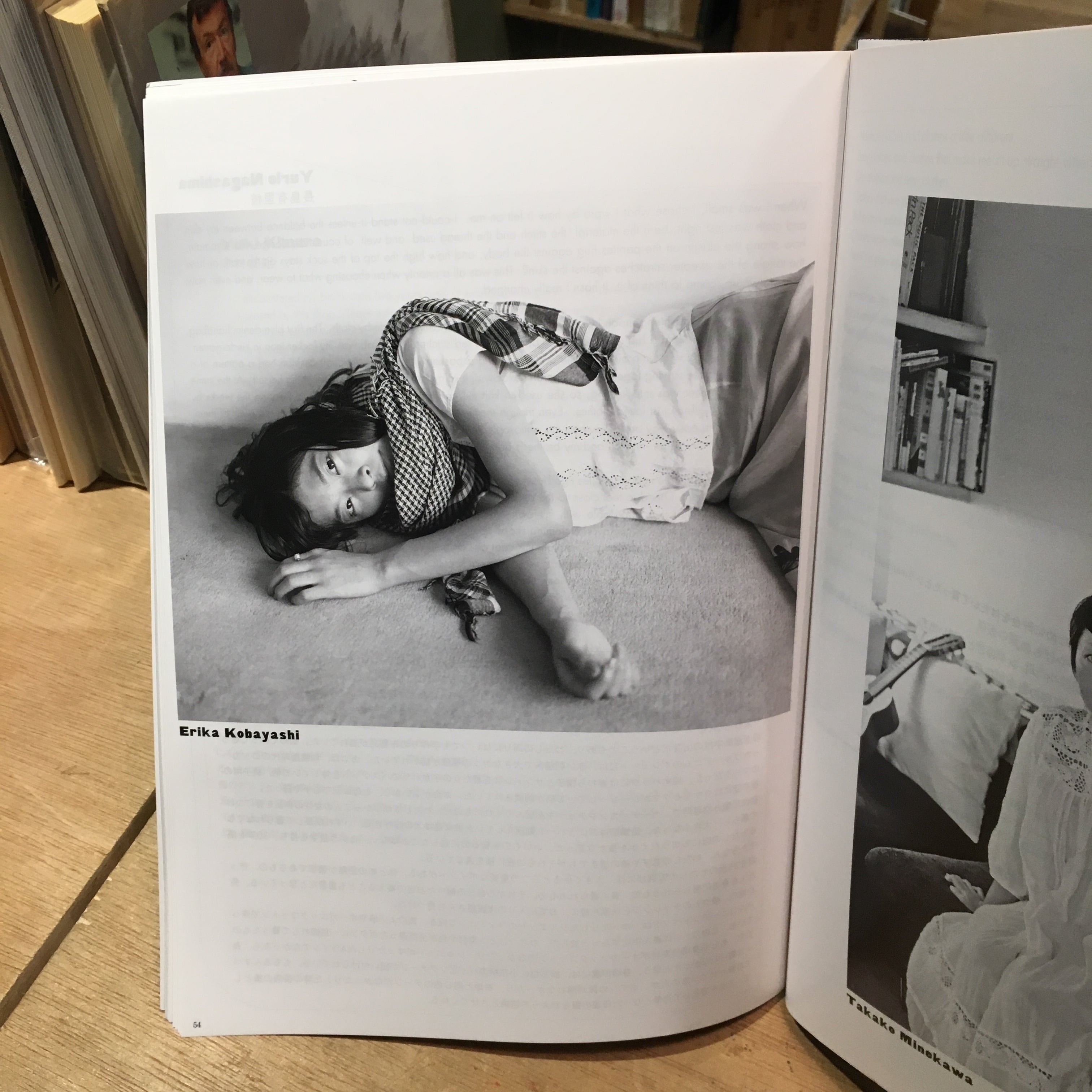 アート・デザイン・音楽 here and there Vol.8 The Loneliness here and there vol.8 ： The Loneliness Issue | PAY ID