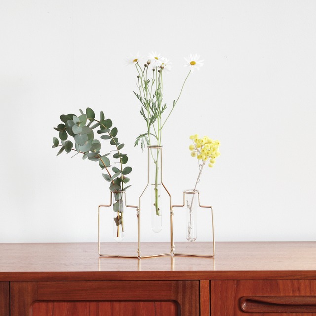 STABLE WIRE VASE3