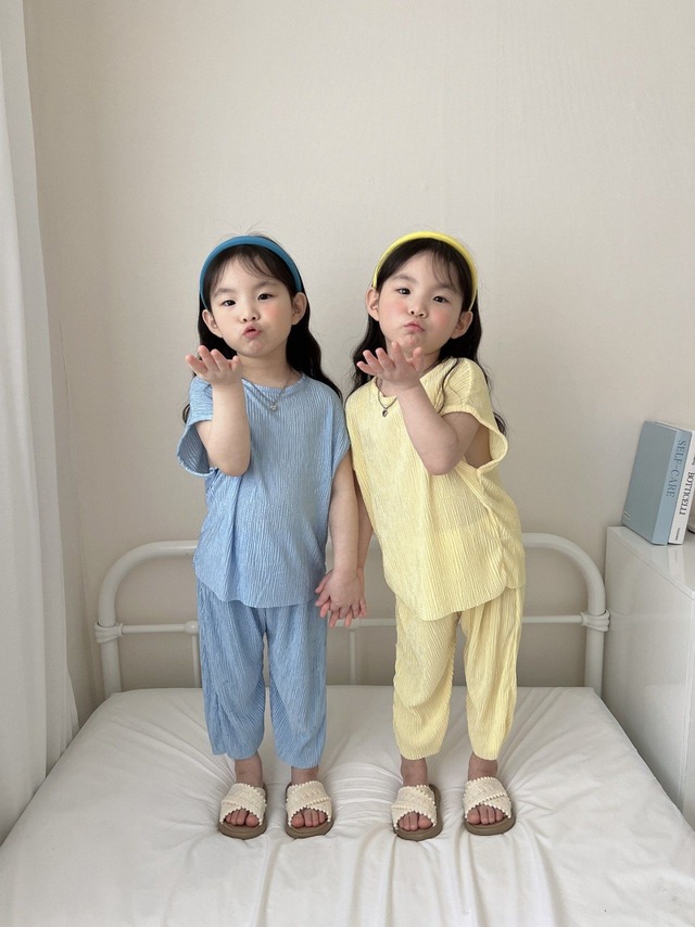[Moran bebe] Cherry Ribbon Pleats Set / [모란] 체리리본플리츠상하