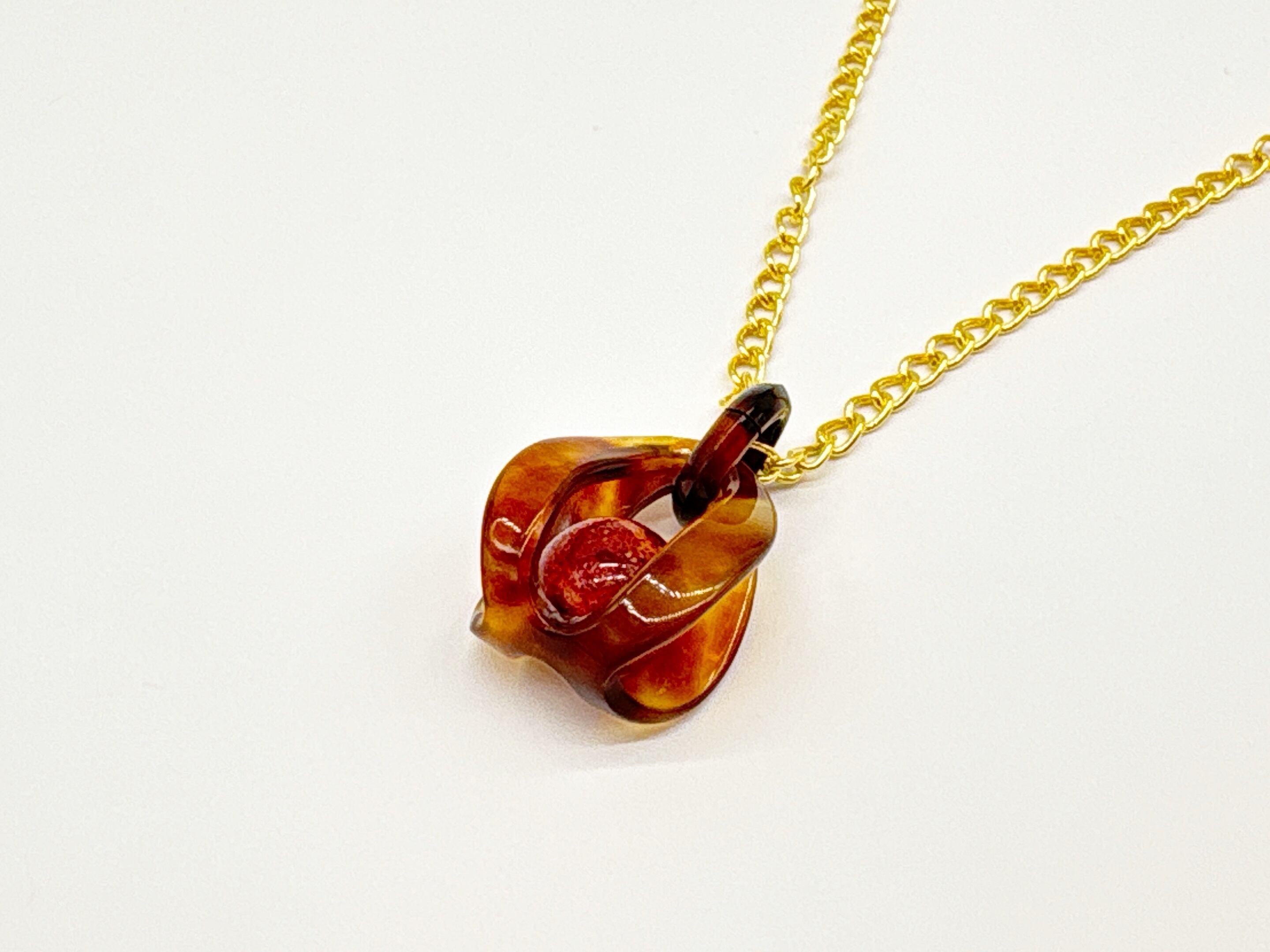 べっ甲アクセサリー「なにわべっ甲プラージュ」本べっこう取扱店