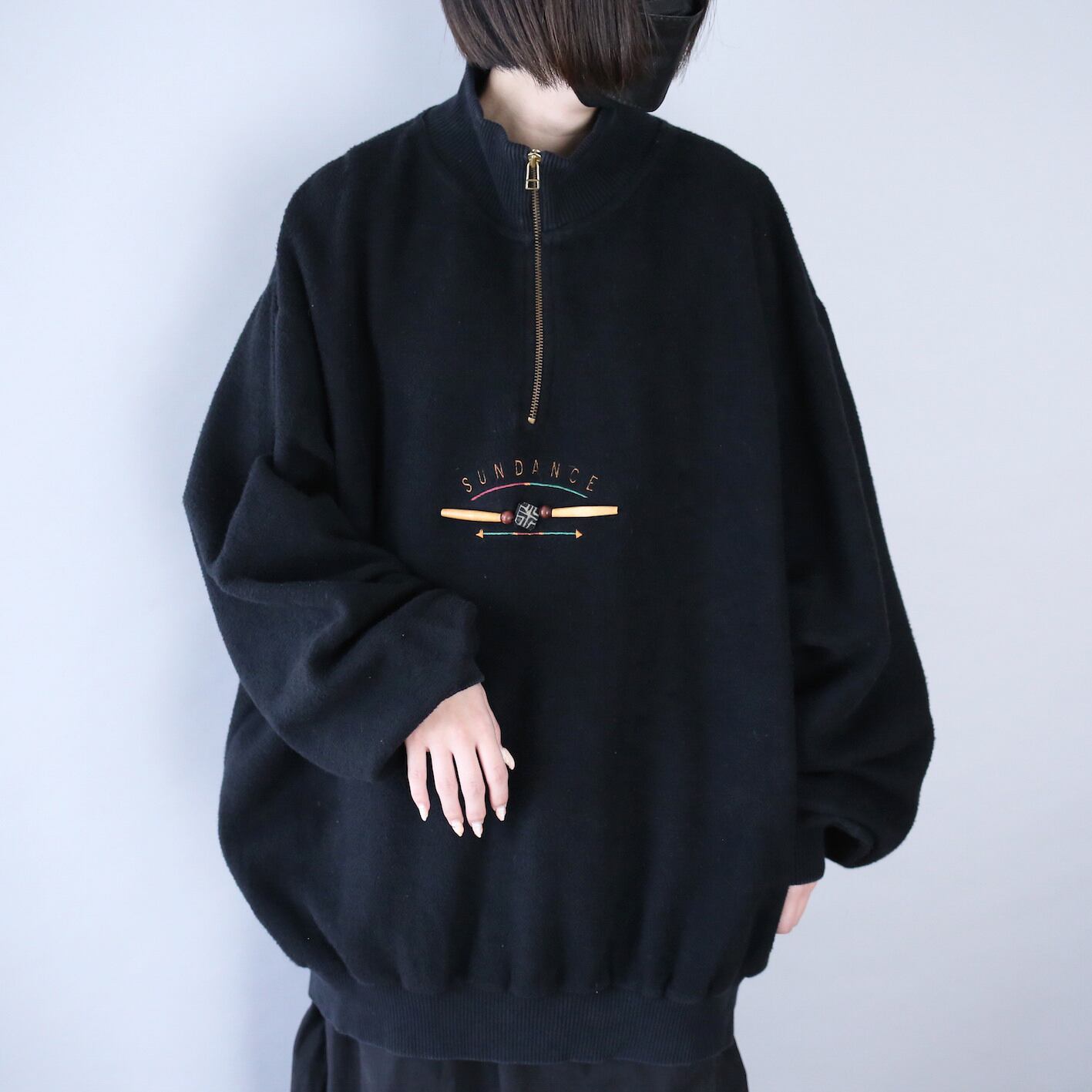 "刺繍" and wood ornament design half-zip fleece pullover