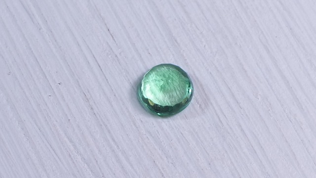 YouTube161-9 エメラルド