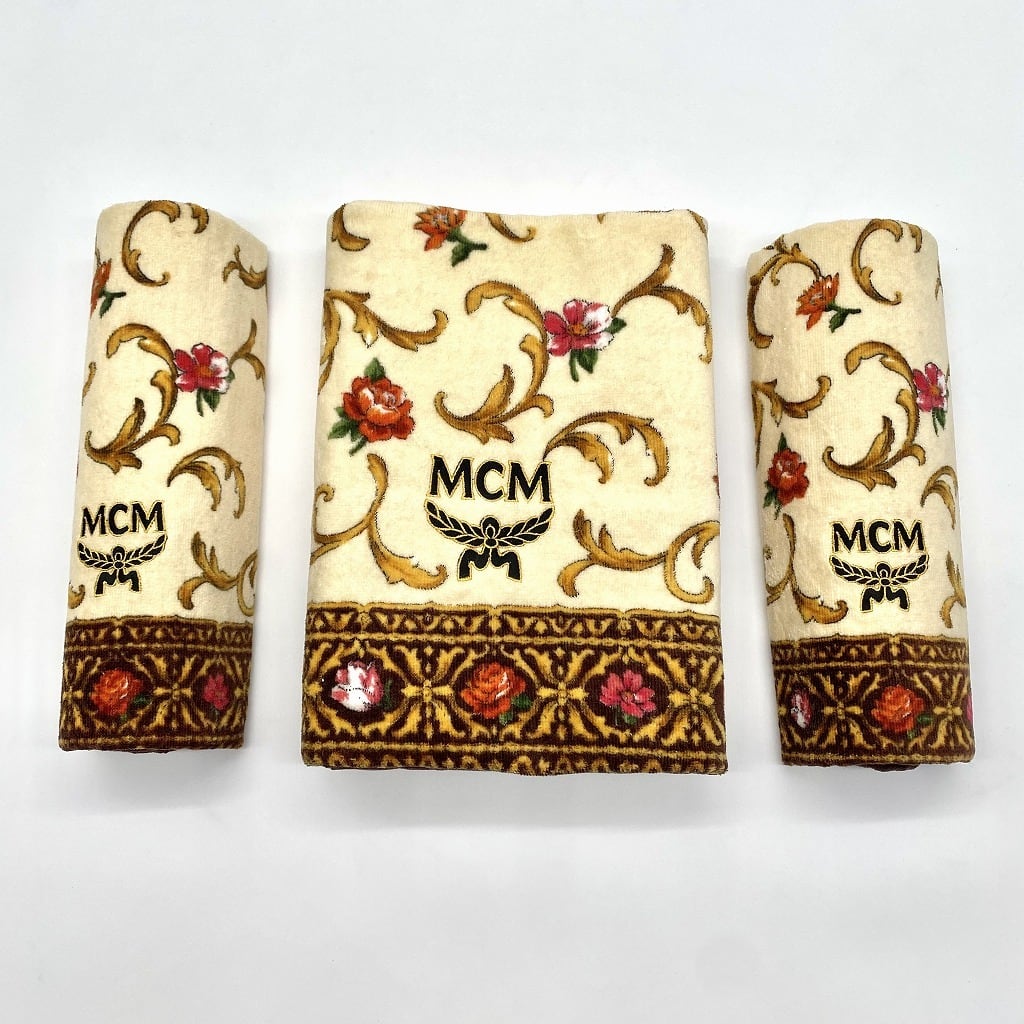 MCM Ferbe floral pattern wash towel set of 2 with logo embroidery