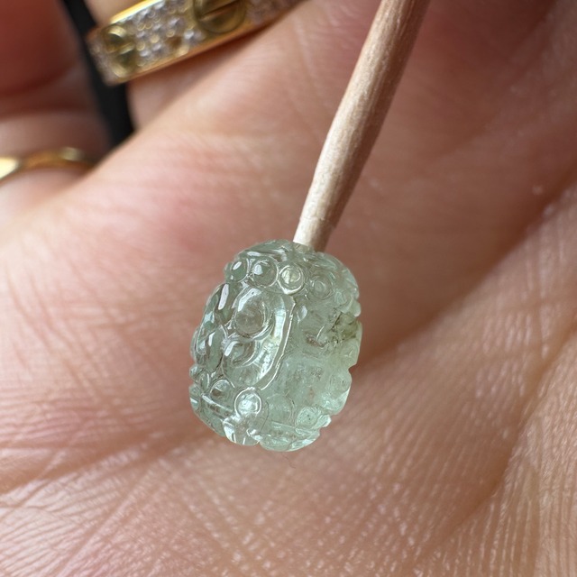 no.3 エメラルドグリーンベリル 約7.8x6.1mm