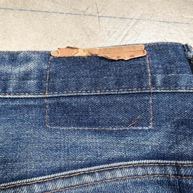 ズになりま 70s 66前期 鬼ヒゲ ハチノス1973年12月製造 X2xgV-m87517354830 LEVIS 501 ケット