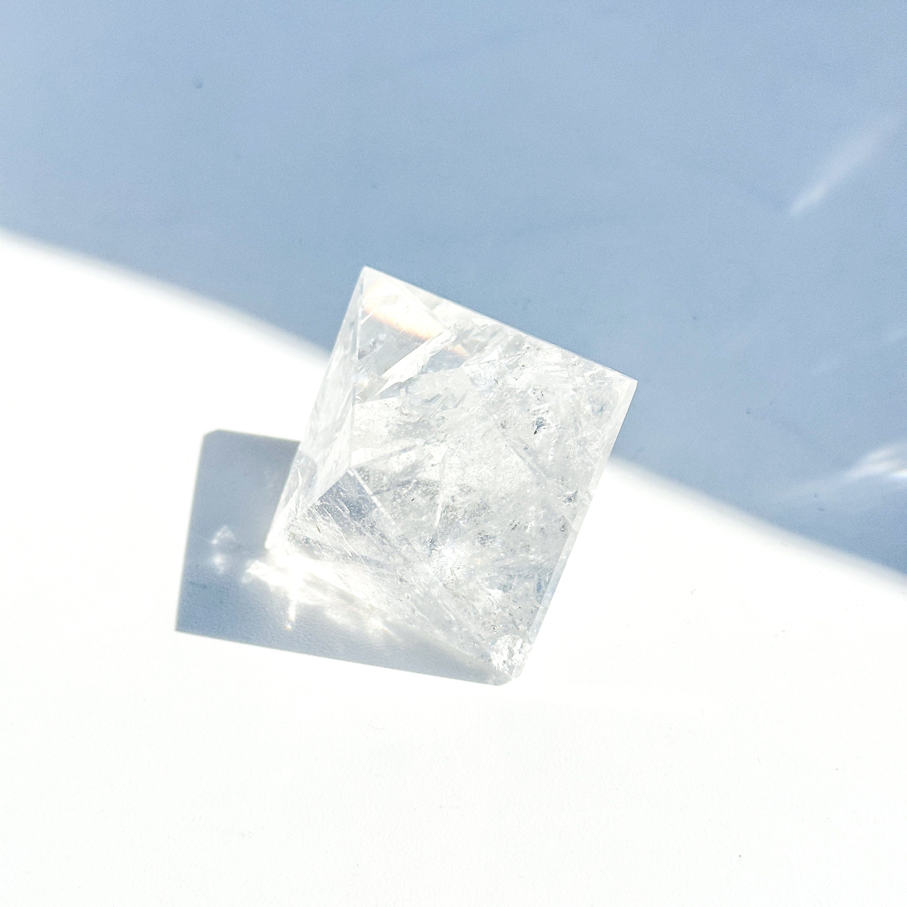 ミナスジェライス産クリアクォーツ 正八面体(オクタヒドロン)23◇ Clear Quartz Octahedron ◇ 天然石・鉱物・パワーストーン