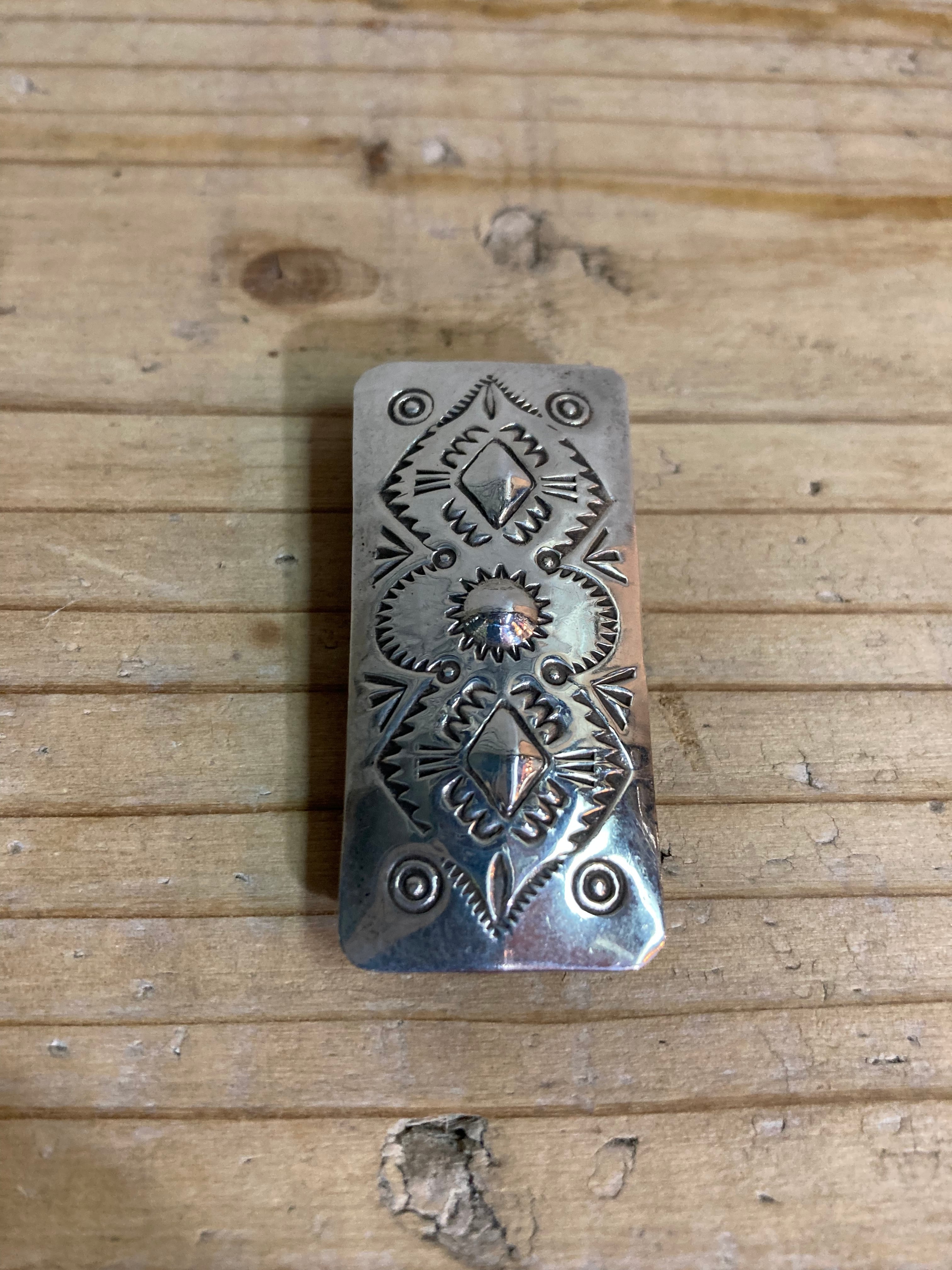 NAVAJO MONEY CLIP  (beady antiques)