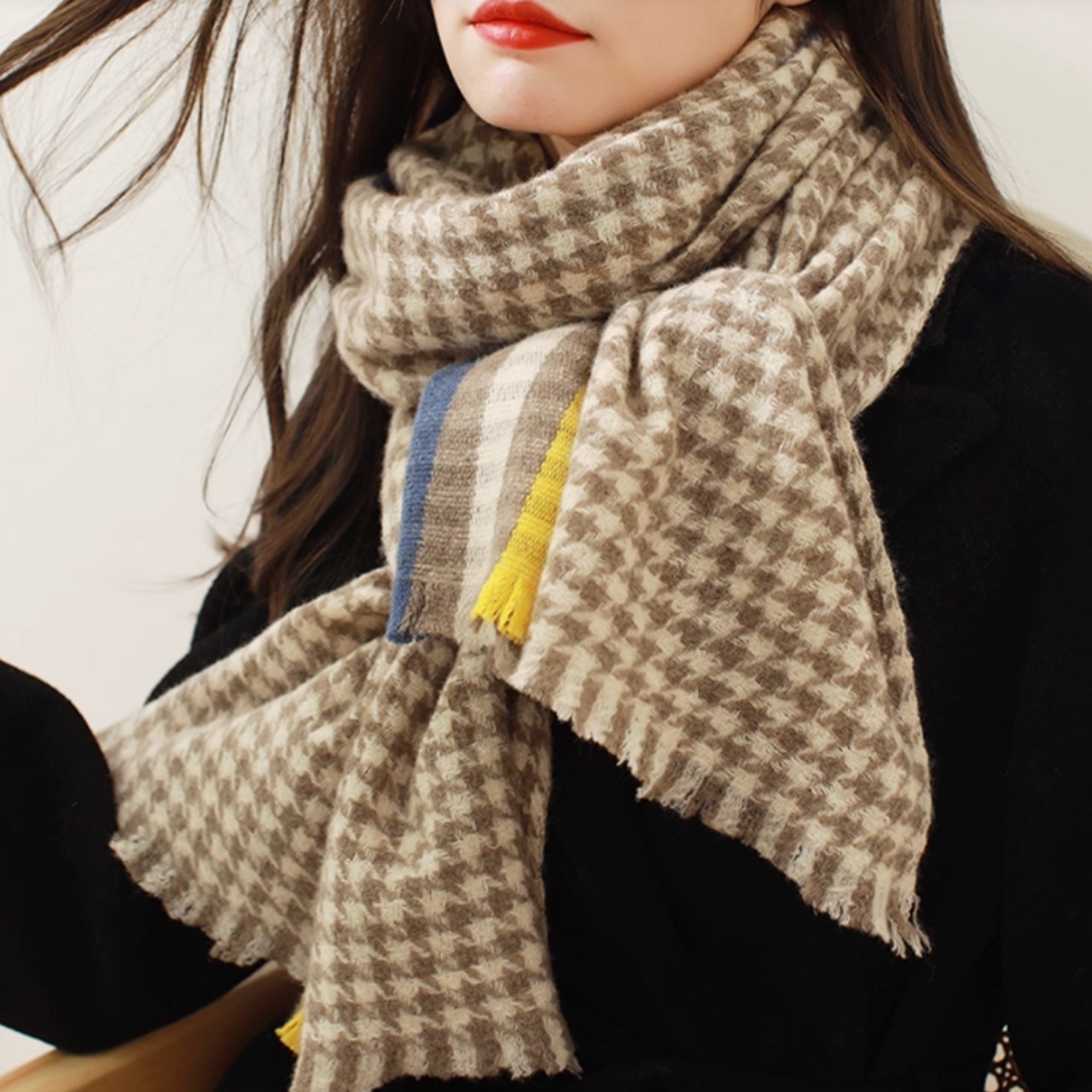 千鳥格子柄 ウール混紡 フリンジ付き マフラー 00039・画像4