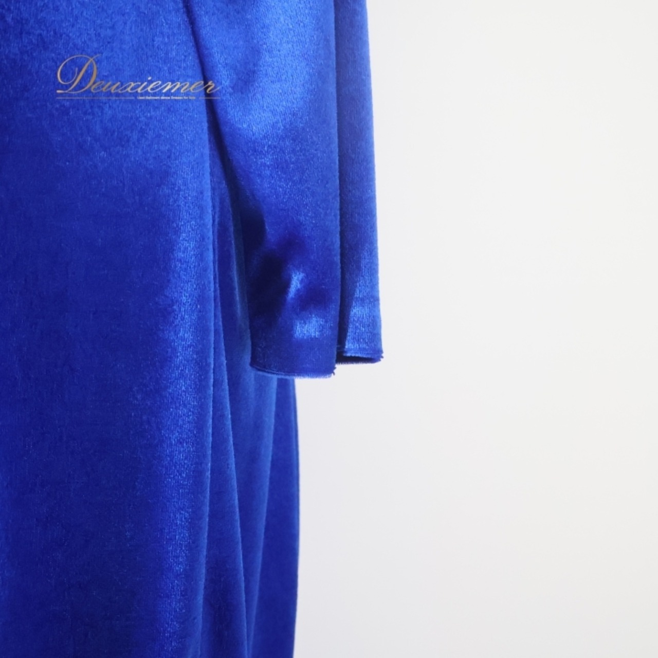 フラダンス 衣装 ワンピース ドレス ブルー系 カパリリ ベロア 光沢 ハワイアン Kapalili レッスン 練習 フラ ダンス 高級感 長袖 華やか 鮮やか 大人っぽい 無地 シンプル 青 フレア アロハ 上品 おしゃれ フェスティバル パーティー アウトドアイベント ゴージャス レディース フラダンスレッスン