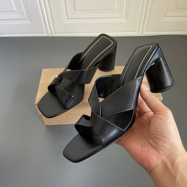 ツイストストラップ アシンメトリー ヒールサンダル ブラック SH00214 ツイストストラップ アシンメトリー ヒールサンダル ブラック SH00214