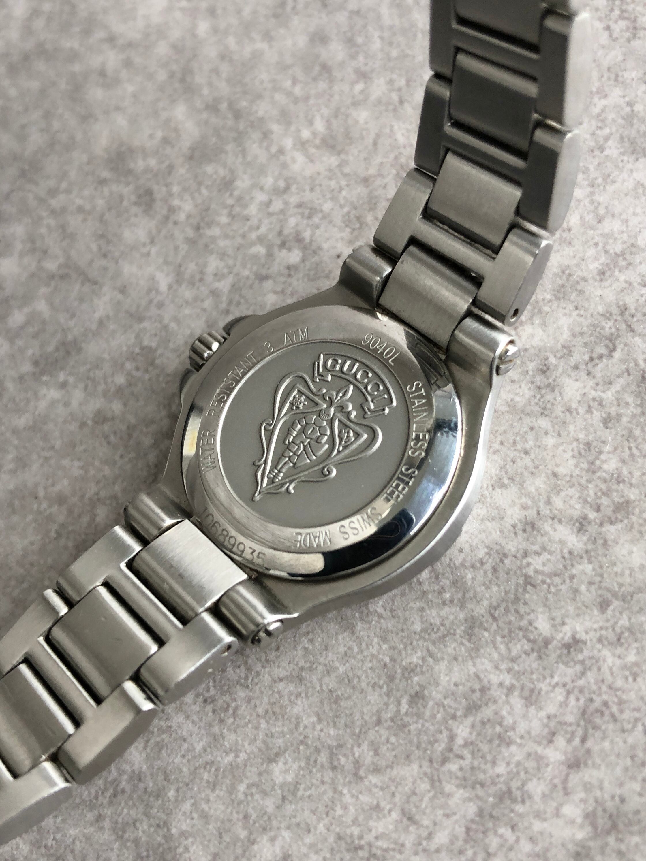 GUCCI グッチ 腕時計 シルバー ステンレススチール クウォーツ 9040L