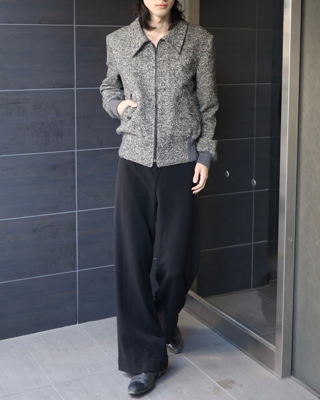short length zip-up tweed blouson
