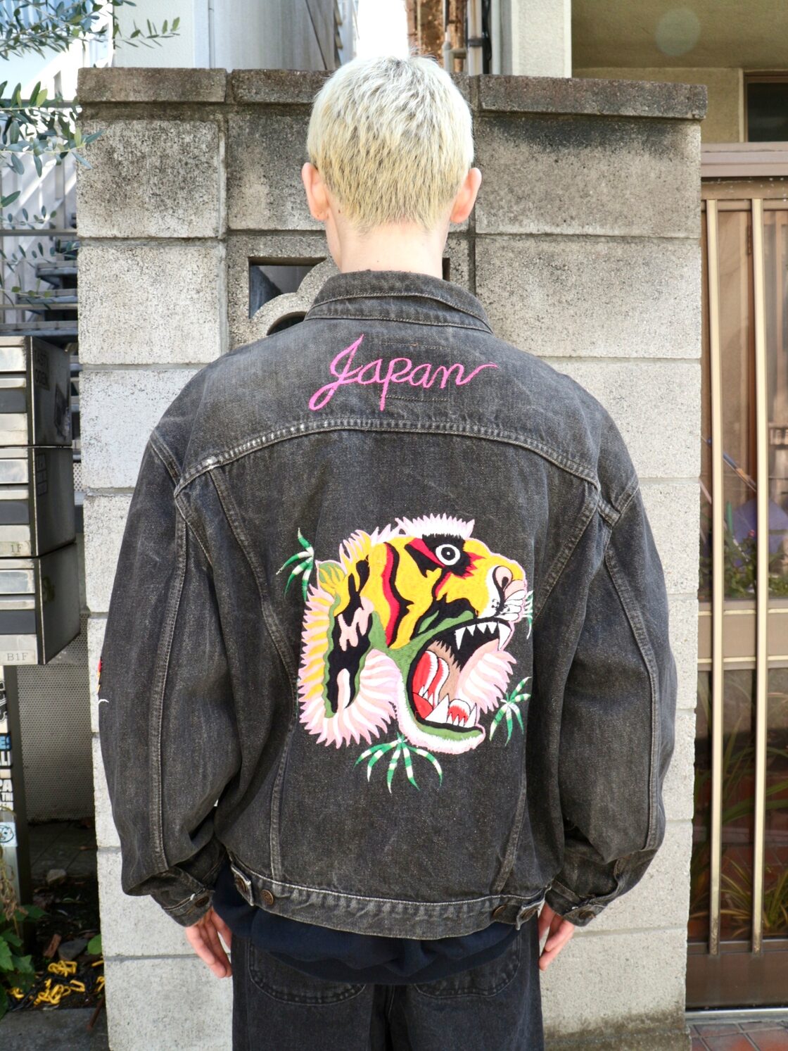 リーバイス【S】コットン100% デニムジャケット 刺繍 ワッペン 