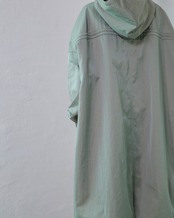to-te - Drawstring Square Coat ：Slate Green｜撥水素材／微光沢／ドローストリング／スクエアコート