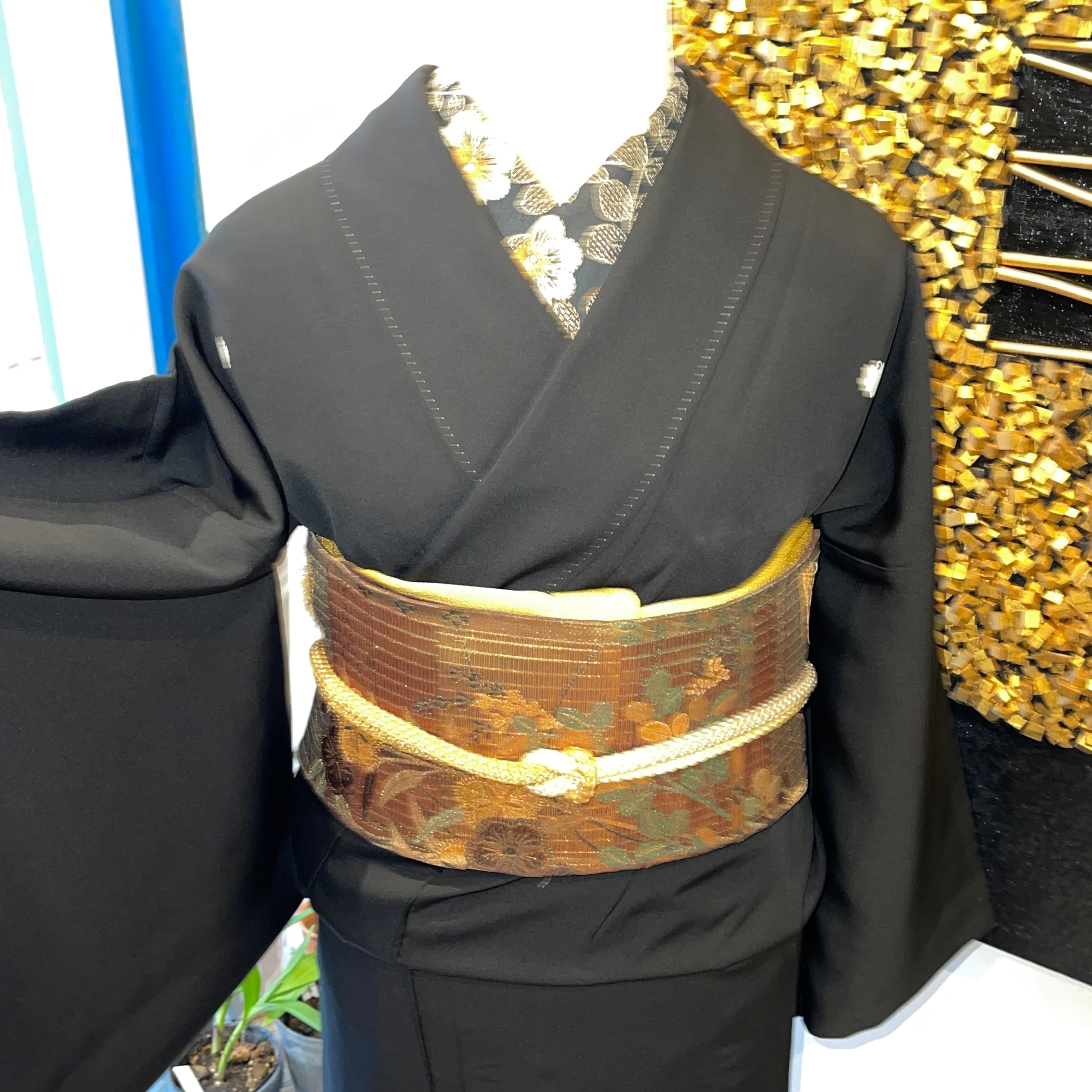 値下げします‼️高級新品喪服と帯 色っぽかっ 