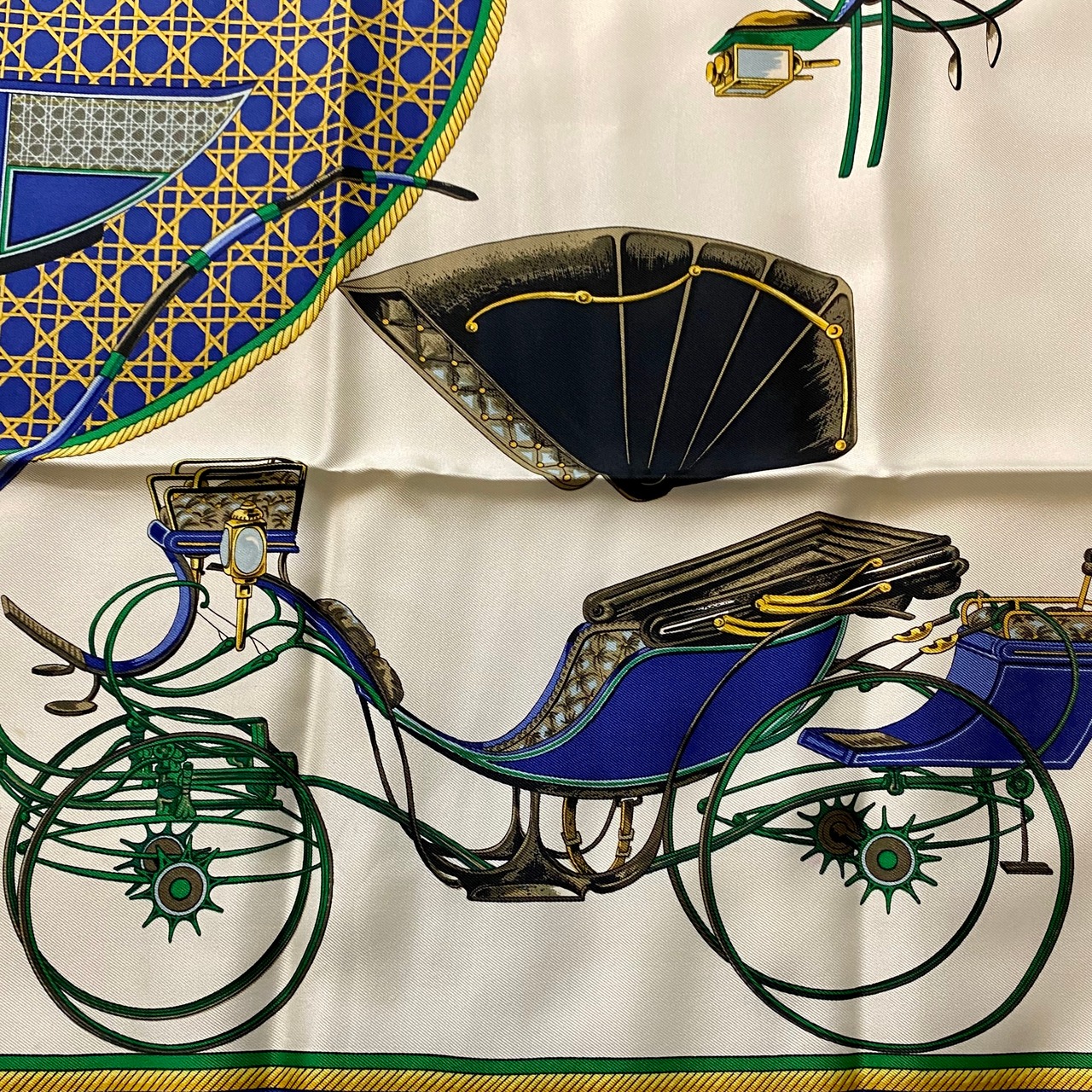 HERMES carre90 “les voitures a transformation”