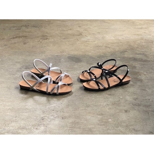 PLAKTON(プラクトン) Cross Strap Flat Sandals