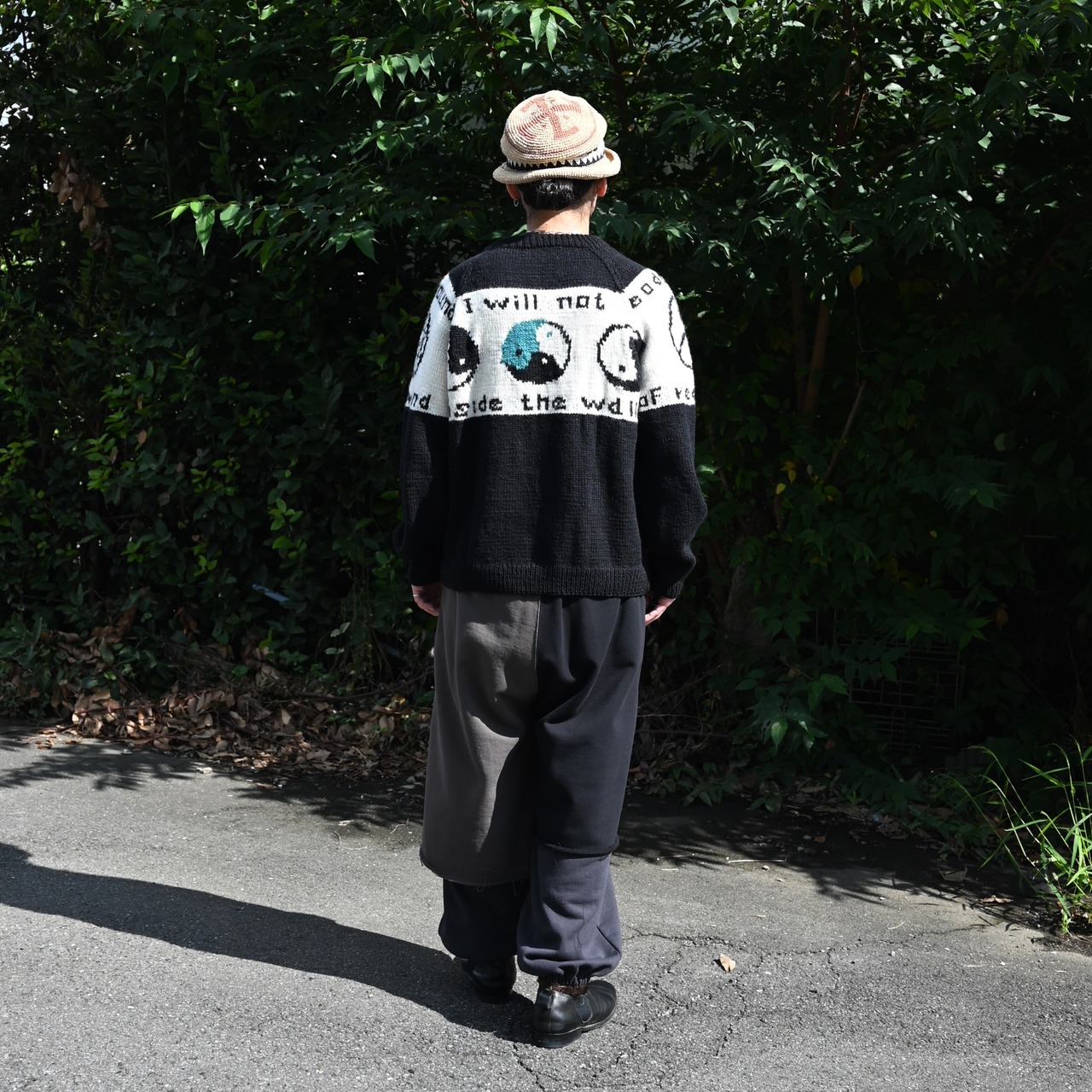 Leh / Smiley Knit Sweater style