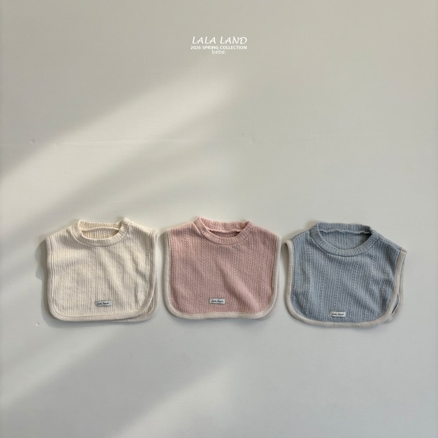 bebe eyelet big bib【lalaland】※3月中旬発送予定