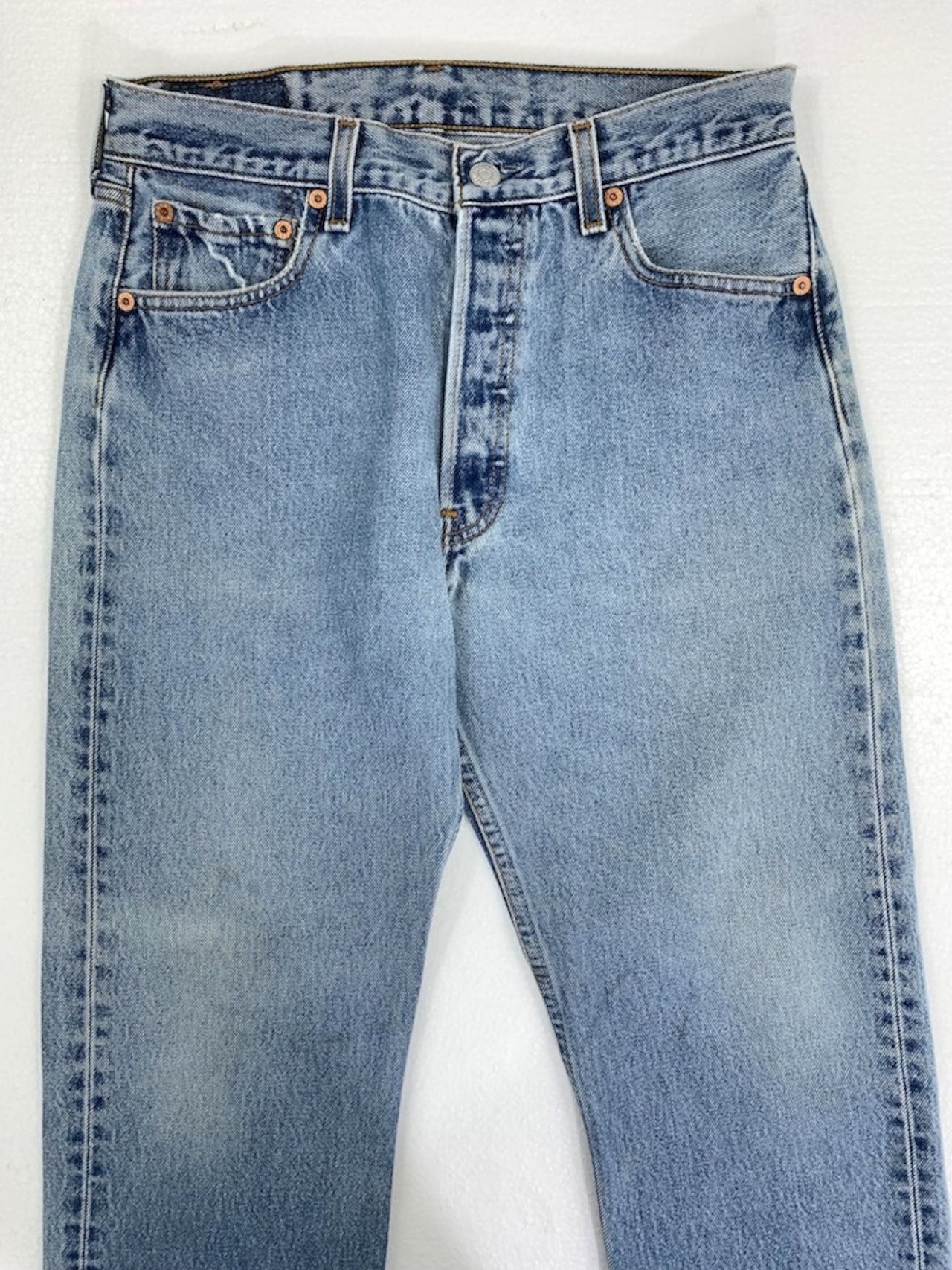 M-147 リーバイス 501レギュラー 古着 2000年 MEXICO製 刻印647  W 76cm(ぐるり)L 67cm(ぐるり)#copri