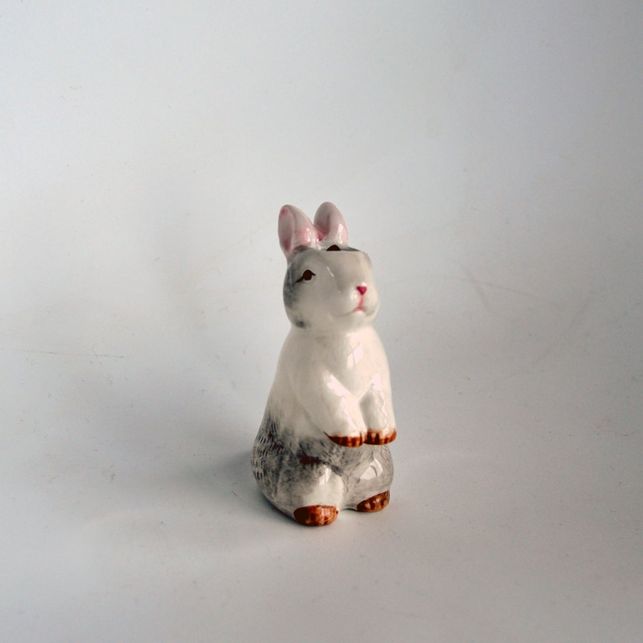 ヴィンテージ うさちゃんフラワーベース(鹿児島睦 En Liten Van ヴィンテージ うさちゃんフラワーベース(鹿児島睦 En Liten Van