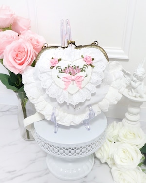 ローズ刺繍ハートポシェット【ホワイト】