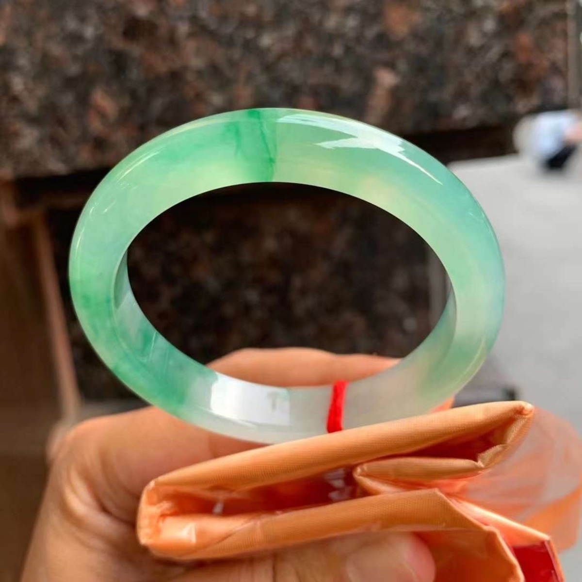 1828bf0b9963d1e169c9b9b765765e  