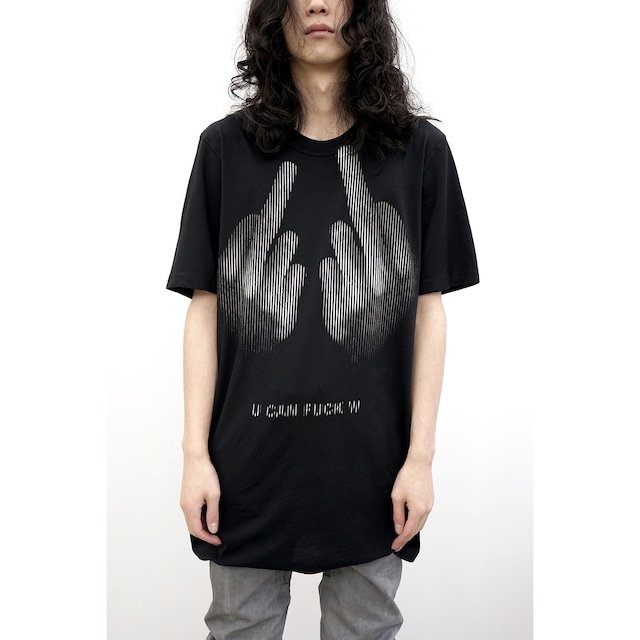 [11 BY BORIS BIDJAN SABERI] (イレブンバイボリスビジャンサベリ) TS5-F1101 T-SHIRT / MIDDLEFINGERS / OBJECT DYE