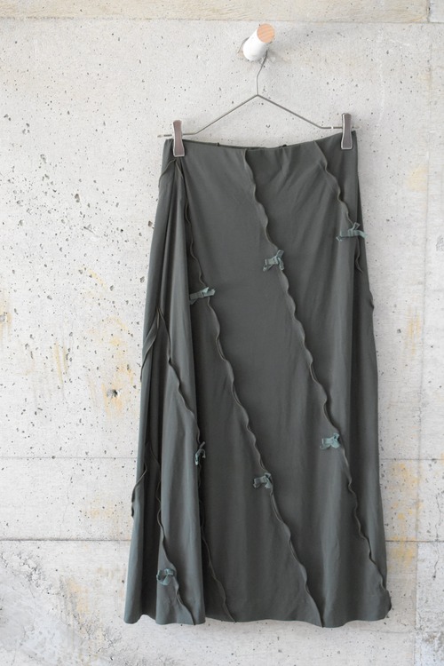 Deep green skirt with ribbon detail