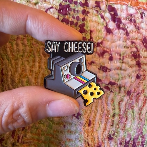 TOPANGA Jewelry　pin brooch　SAY CHEESE！　ピンブローチ　プレゼント　ギフト　