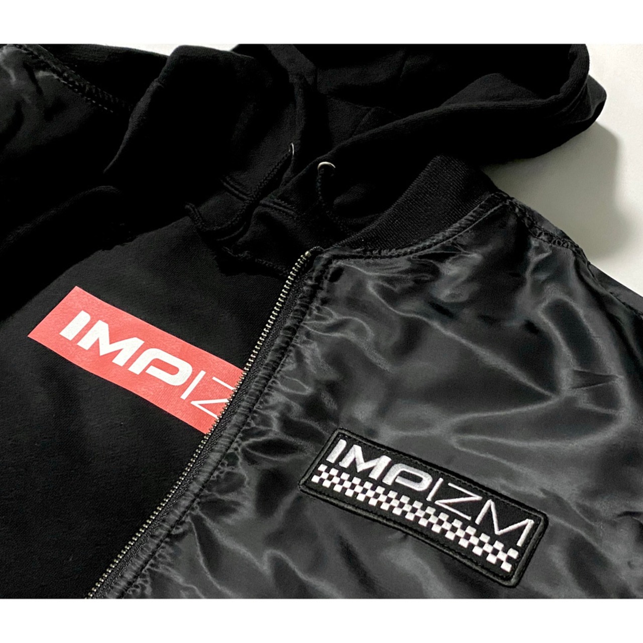 スウェット プルオーバー パーカー『IMPIZM』／black