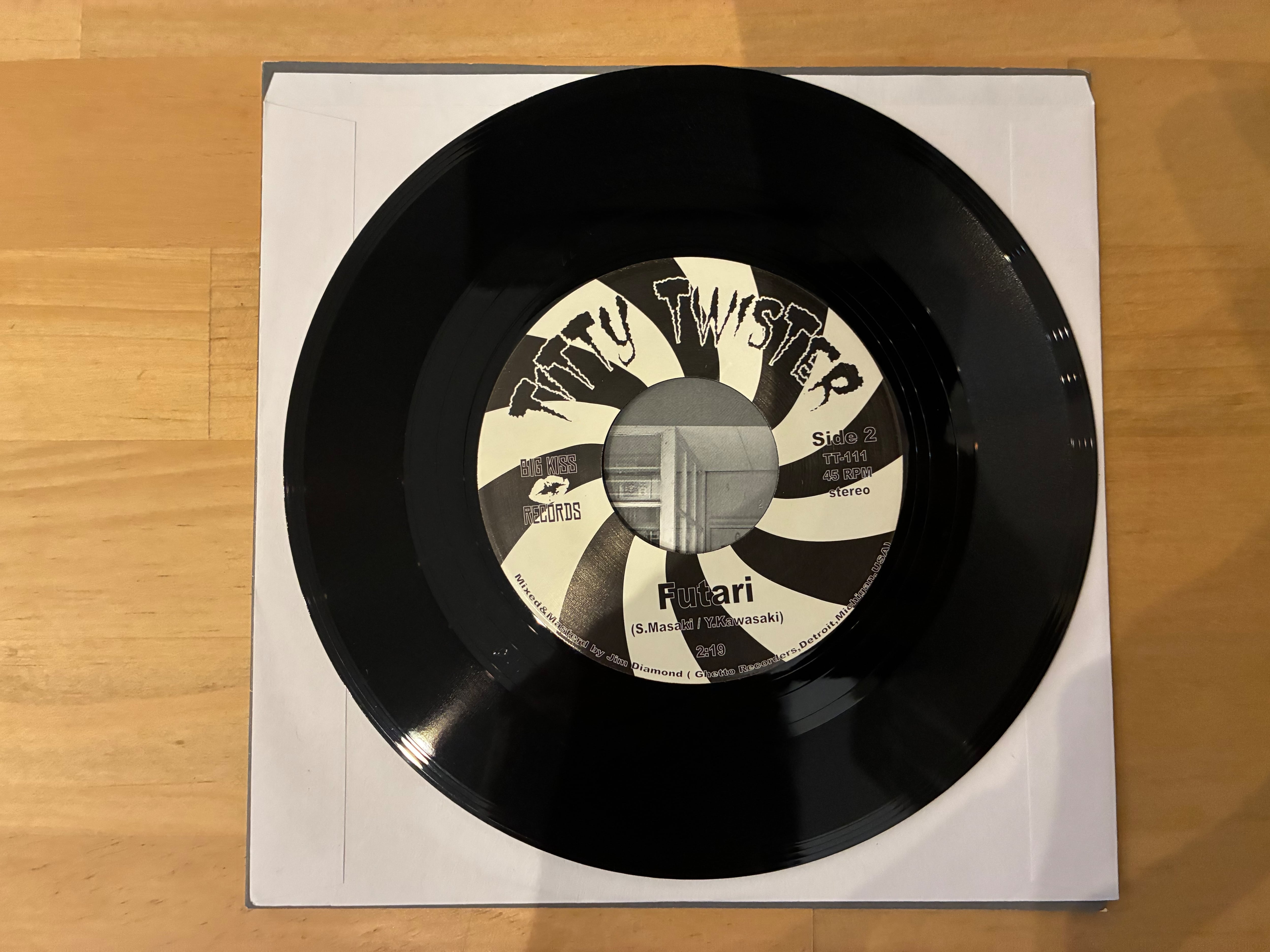 TITTY TWISTER / | SIXTEEN RECORDS EP