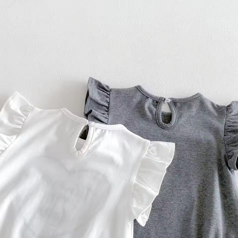 レースハートフリルショルダーロンパース