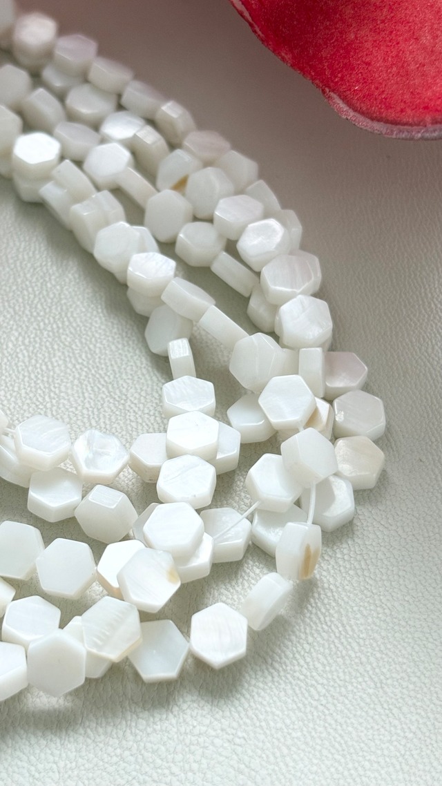 Natural Shell Beads Hexagon / 天然シェルビーズ ヘキサゴン