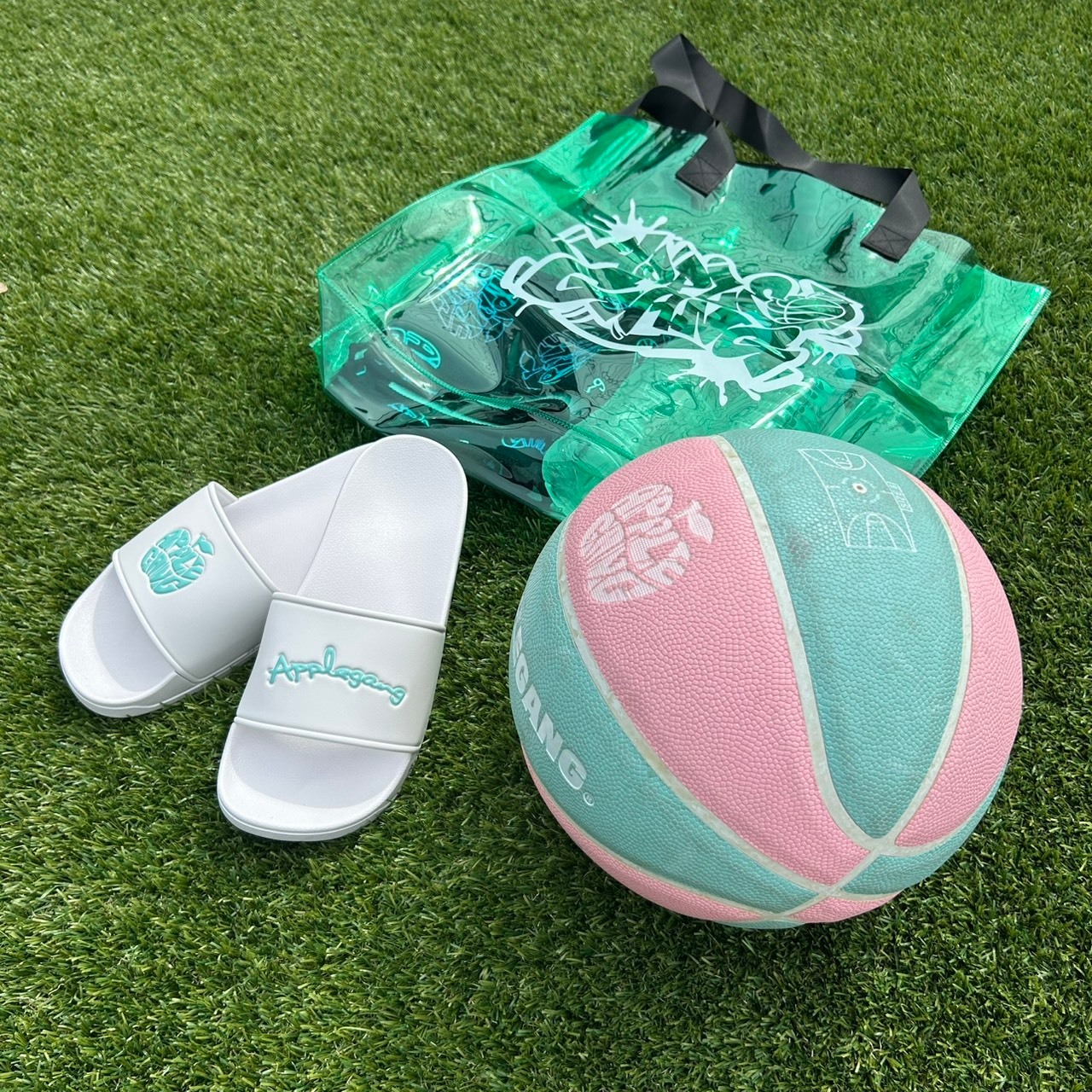 APPLEGANG ASYMMETRIC SLIDES ホワイト×ティファニー