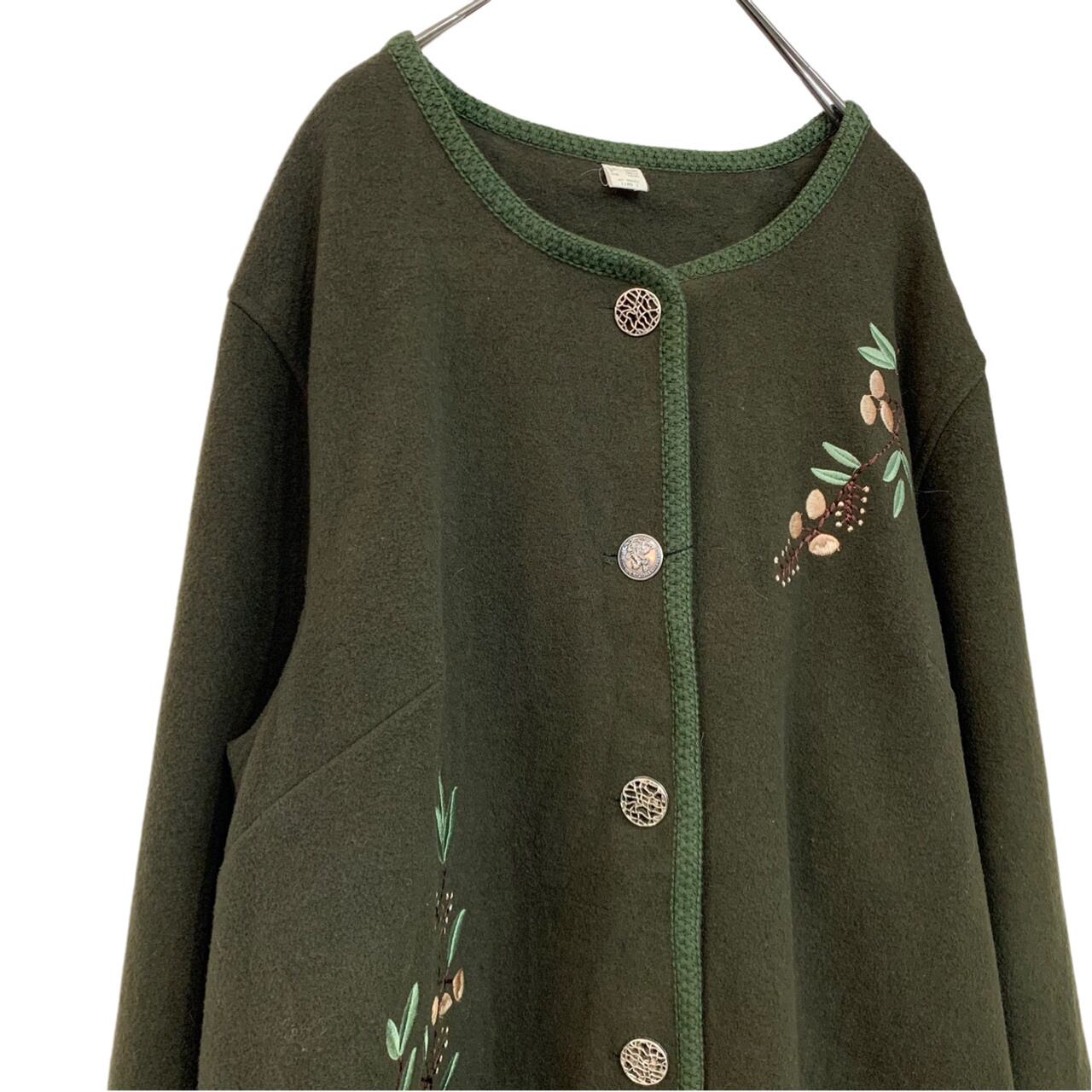 VINTAGE wool no collar flower leaf embroidery stitch button Tyrol