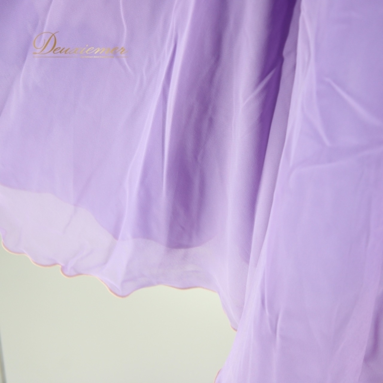 社交ダンス 衣装 スタンダード スカート レッスンウェア レディース オールシーズン チャコット Chacott 薄紫 パープル系 無地 シンプル スカート レディースダンスウェア 舞踏会 ダンスレッスン フレアスカート ふんわり シルエット シンプルデザイン 春夏秋冬 おしゃれ 普段使い イベント用 発表会 ダンス教室 薄紫系 ロングスカート 薄手素材 柔らかい素材 軽やか 動きやすい ポリエステル製