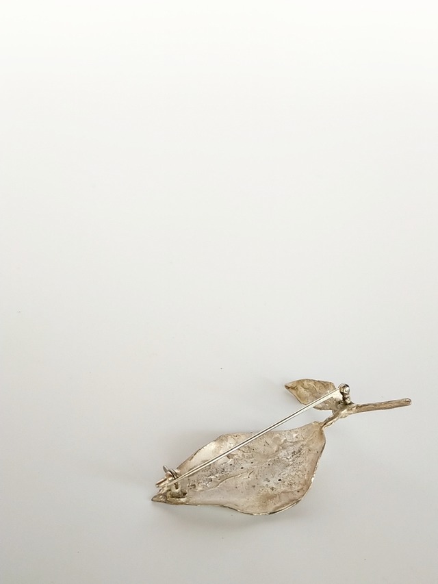 yukiko matsui  brooch sv
