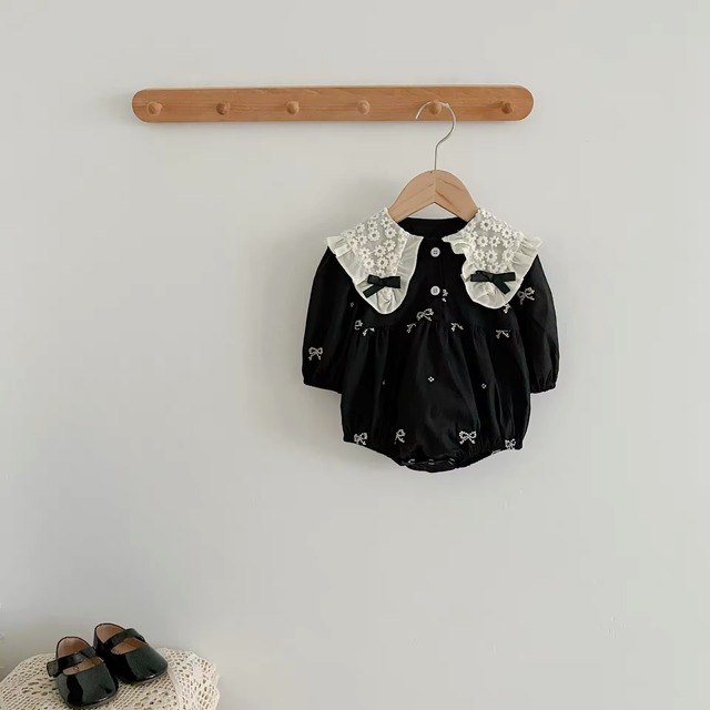 【取寄】流行りのリボンが可愛すぎるフリル襟のリボン長袖ロンパース