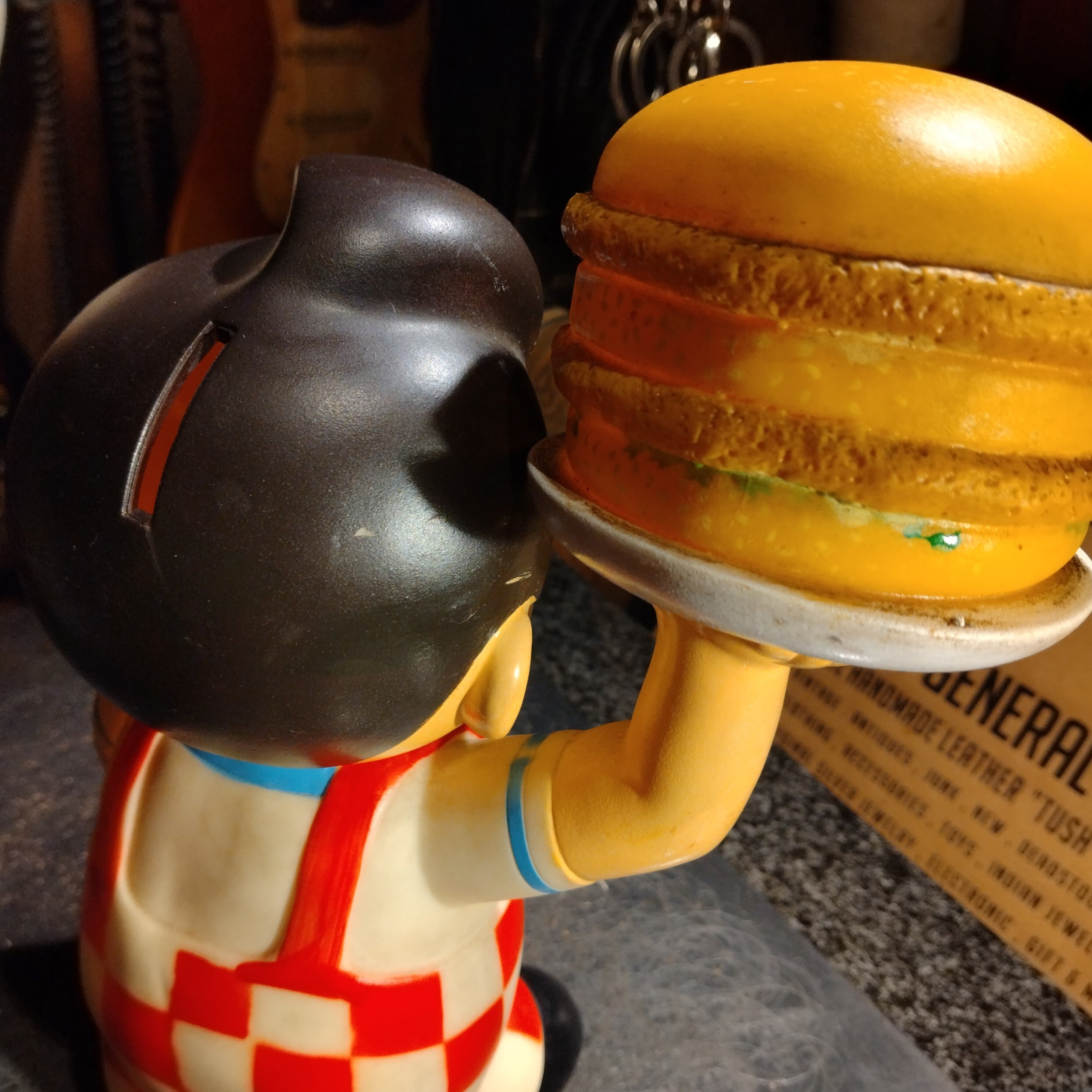 激レア ✨ 限定品 Big Boy トロフィー ハンバーガー レストラン 粗挽きビーフ100％で直火焼き！『ビッグボーイ』のチーズバーガーを