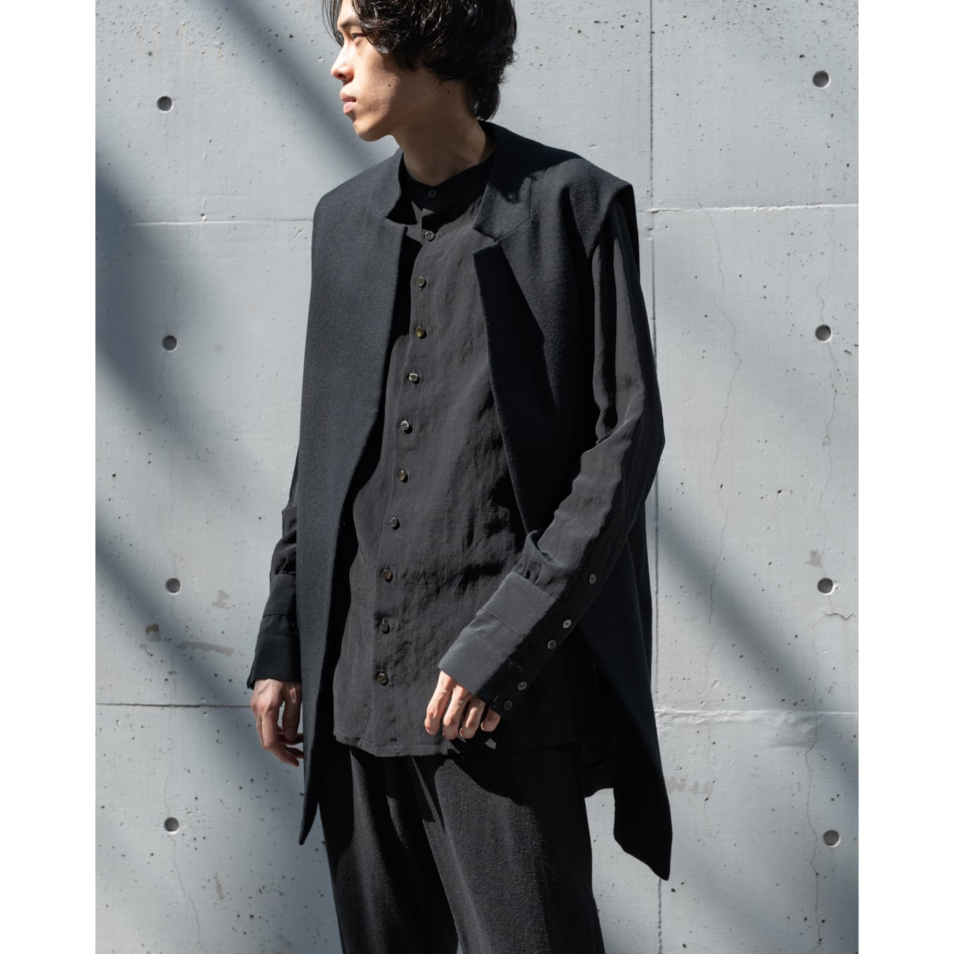 tous les deux ensemble] (トゥレドゥアンサンブル) 421105 sleeveless