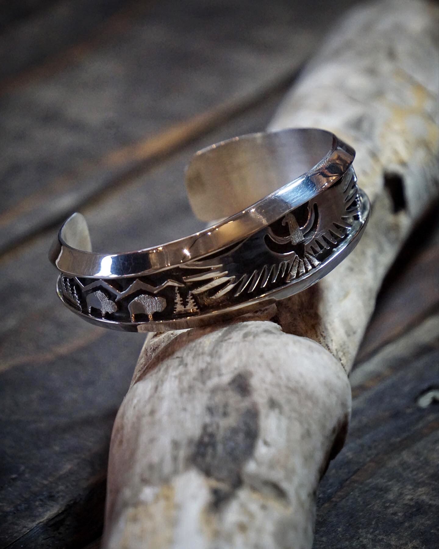 数量限定】 バンデバー作 ナバホ ターコイズ ネイティブ バングル