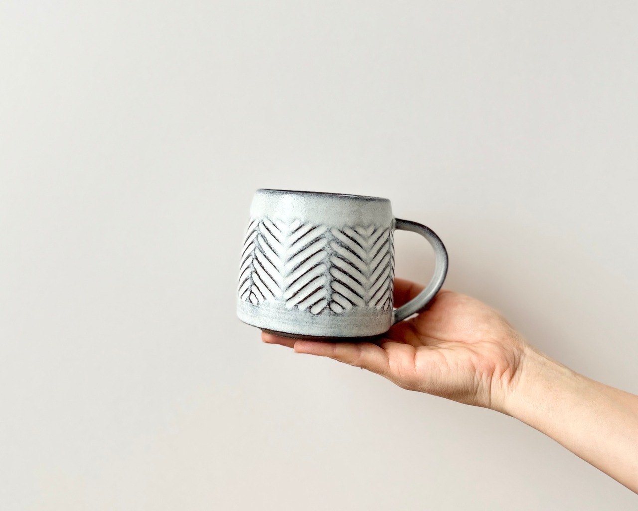 たっぷりマグ 水色 ヘリンボーン柄 / さかい まい 画像5